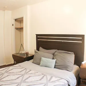Apartment 3 Bedroom Southside Loft - Amazing Location