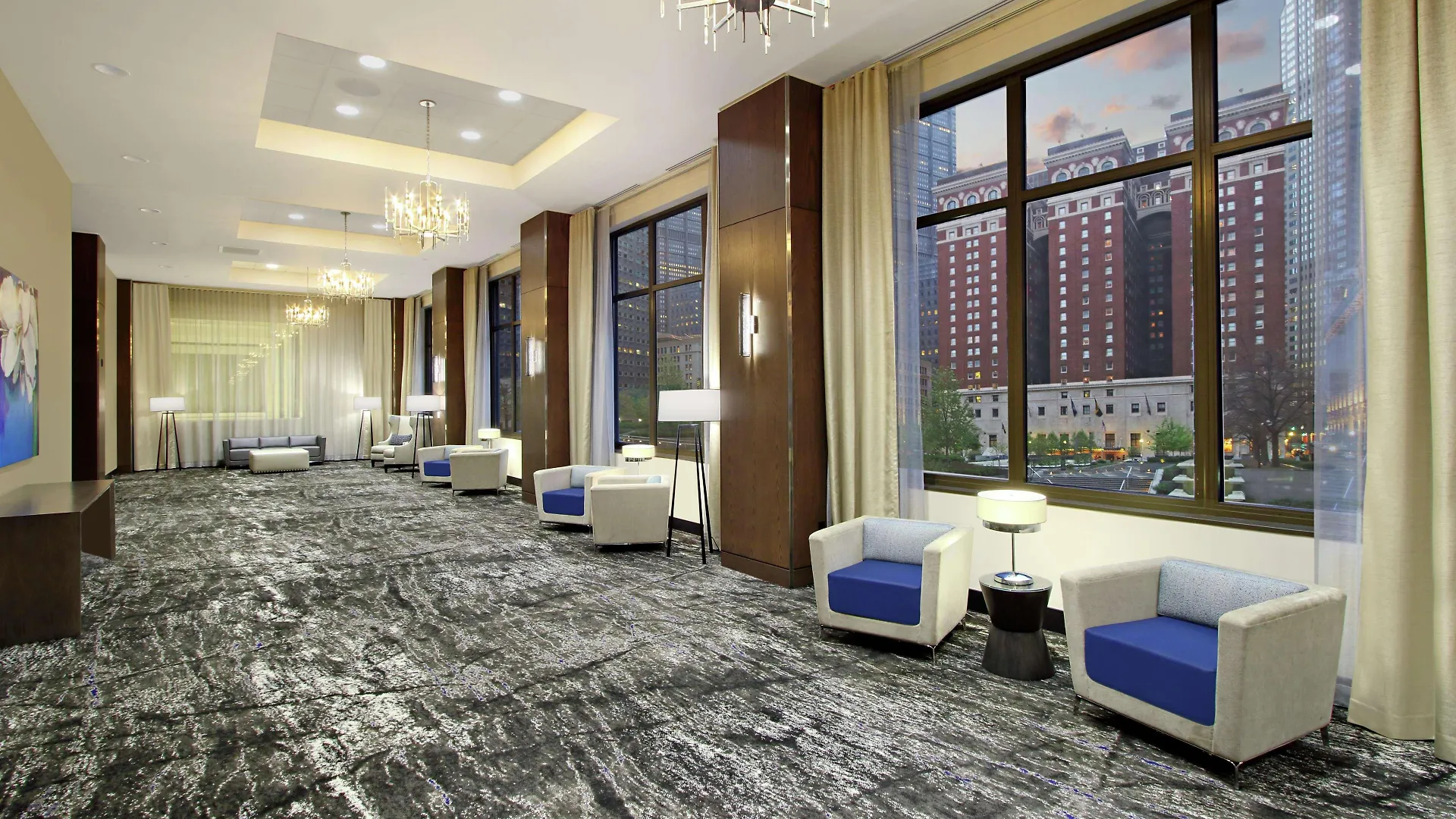 Embassy Suites Pittsburgh-Downtown Pittsburgh