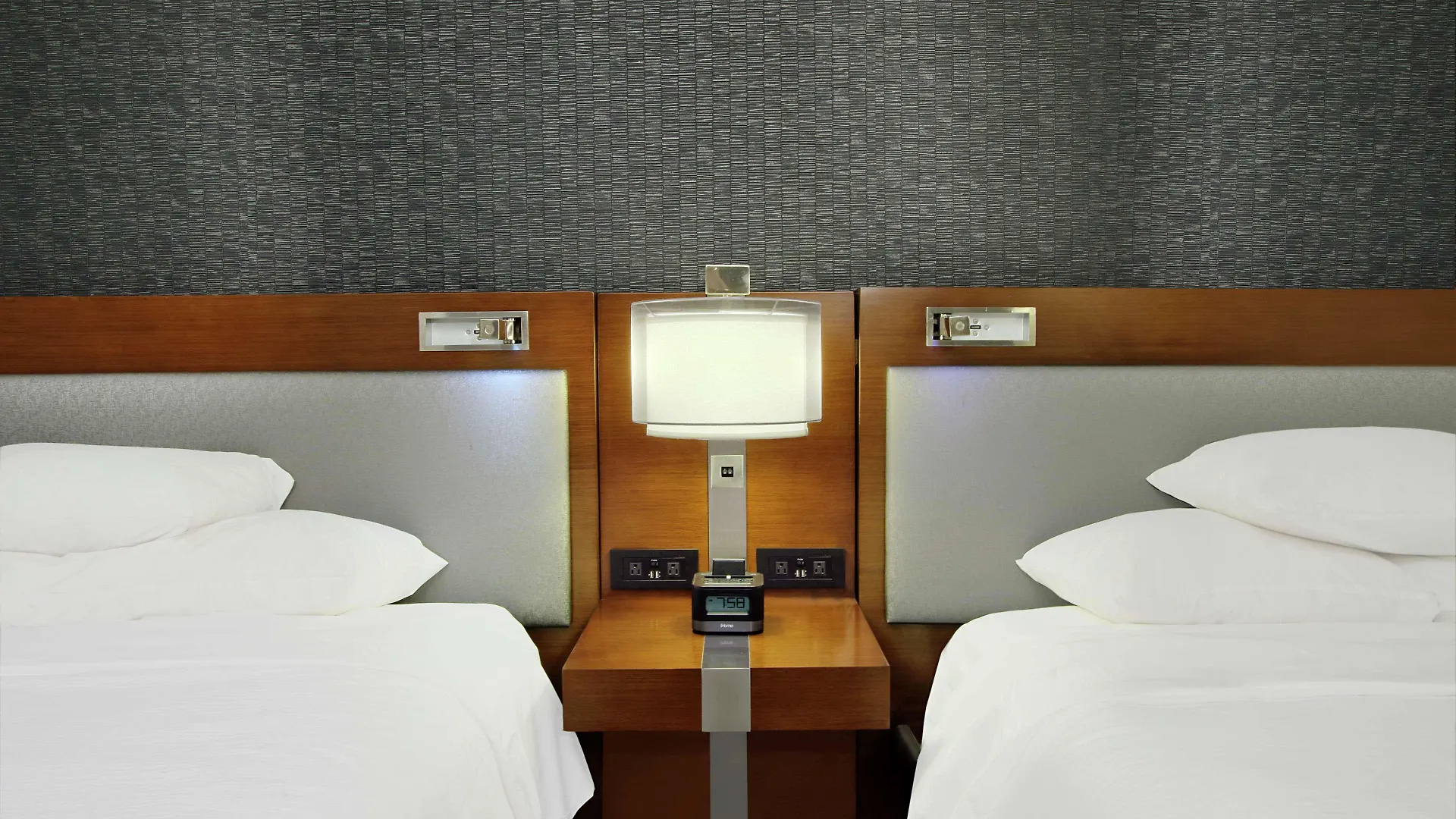 **** Otel Embassy Suites Pittsburgh-Downtown ABD